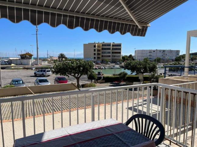 Superbe Appartement Avec Vue Sur Le Port Et Plage Saint-Pierre-la-Mer  Exterior foto